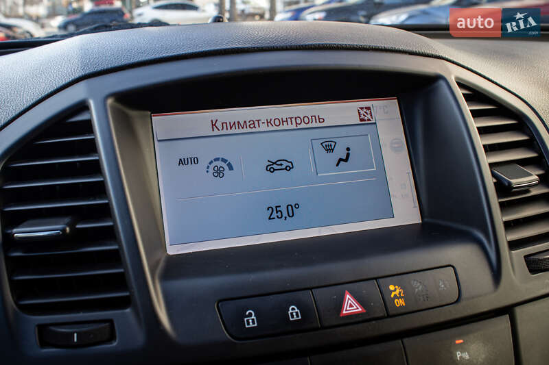 Универсал Opel Insignia 2011 в Львове