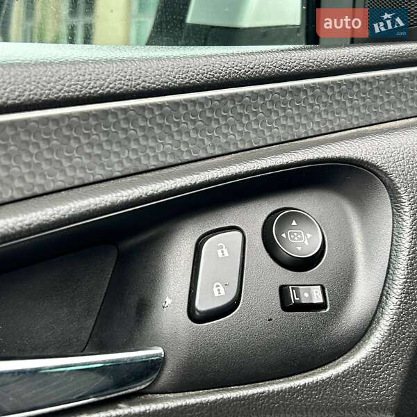 Универсал Opel Insignia 2015 в Сумах