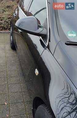 Універсал Opel Insignia 2010 в Києві