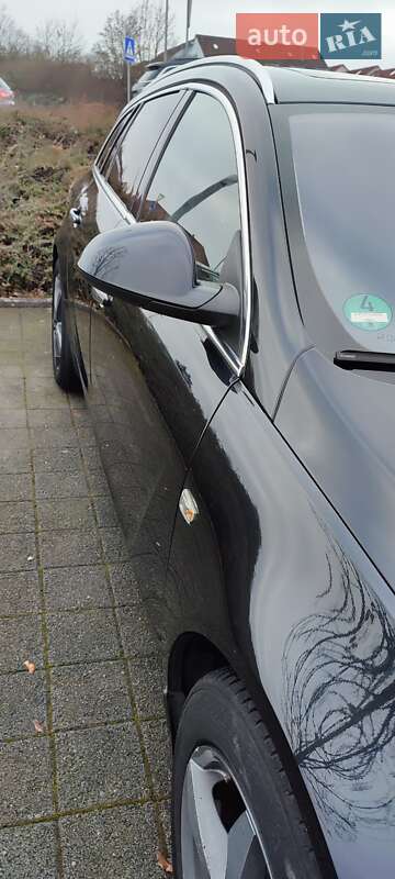 Универсал Opel Insignia 2010 в Киеве