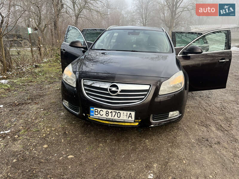 Opel Insignia 2011