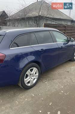 Универсал Opel Insignia 2014 в Днепре