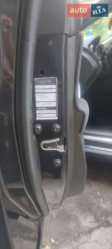 Универсал Opel Insignia 2011 в Тростянце
