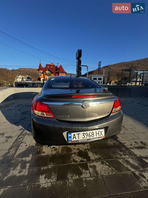 Седан Opel Insignia 2008 в Яремче