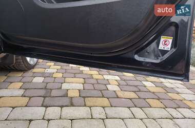 Универсал Opel Insignia 2011 в 