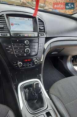 Универсал Opel Insignia 2011 в 