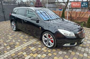 Универсал Opel Insignia 2011 в 