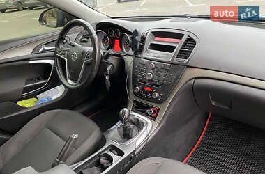 Седан Opel Insignia 2012 в Киеве