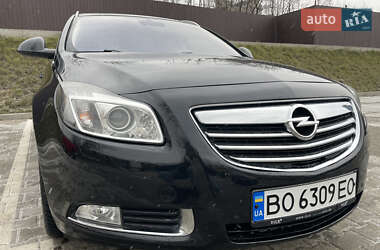 Універсал Opel Insignia 2013 в Тернополі