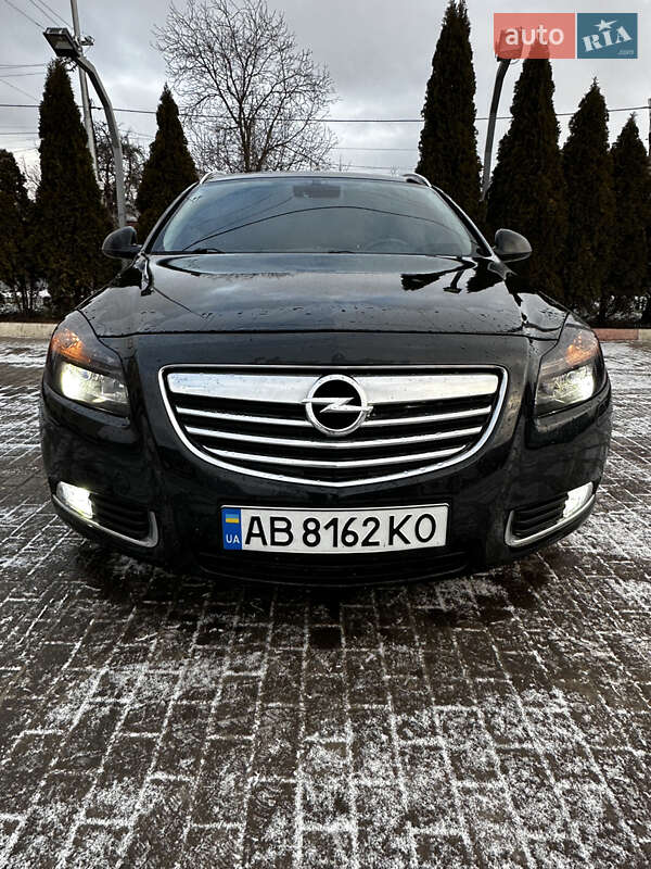 Універсал Opel Insignia 2010 в Вінниці