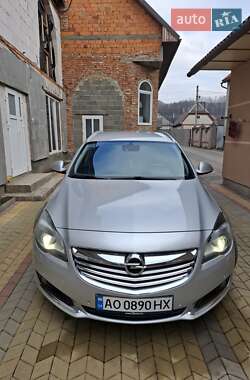 Универсал Opel Insignia 2014 в 