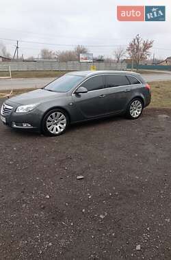 Универсал Opel Insignia 2012 в Дымере