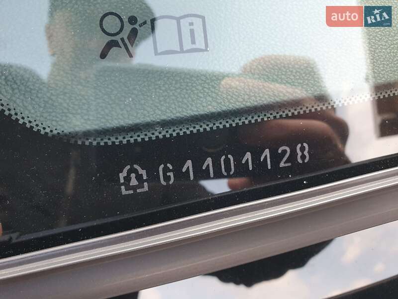 Седан Opel Insignia 2016 в Кременчуці