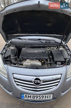 Седан Opel Insignia 2009 в 