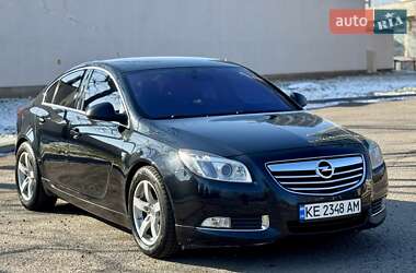 Седан Opel Insignia 2010 в Дніпрі