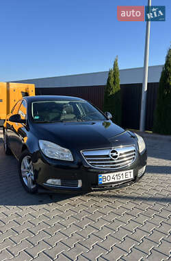 Лифтбек Opel Insignia 2011 в Тернополе