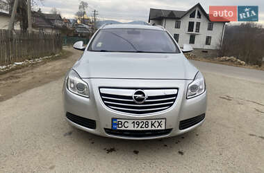 Универсал Opel Insignia 2012 в Делятине