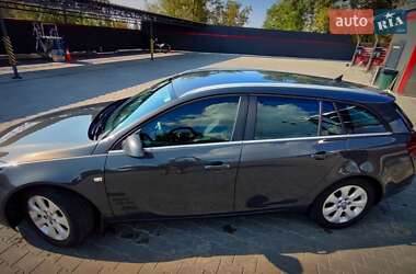 Универсал Opel Insignia 2013 в Понинке