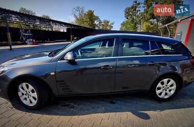 Универсал Opel Insignia 2013 в Понинке