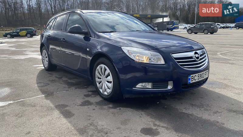 Універсал Opel Insignia 2011 в Львові