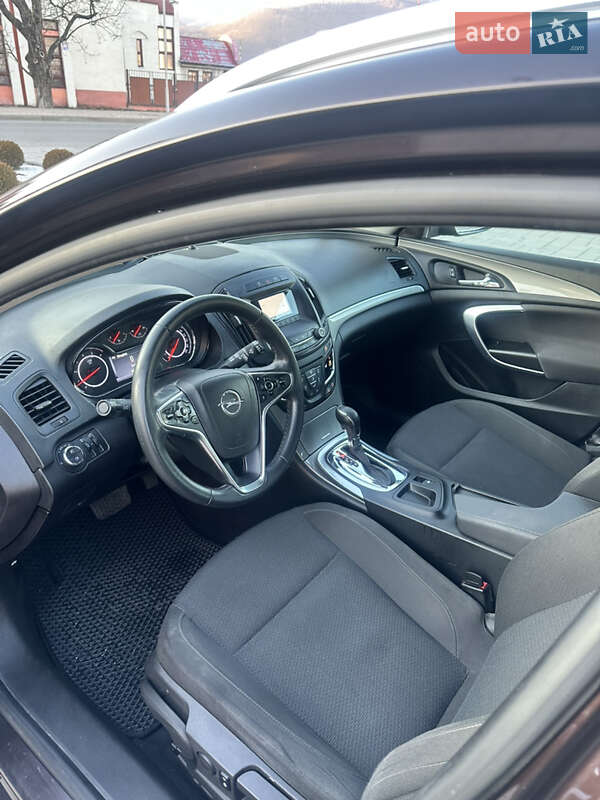 Универсал Opel Insignia 2016 в Хусте
