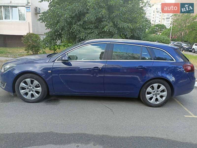 Универсал Opel Insignia 2014 в Киеве