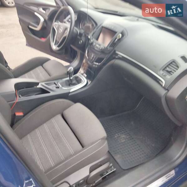 Универсал Opel Insignia 2014 в Киеве