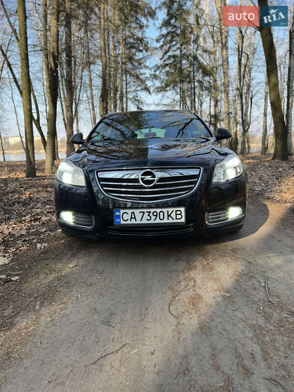Opel Insignia 2011