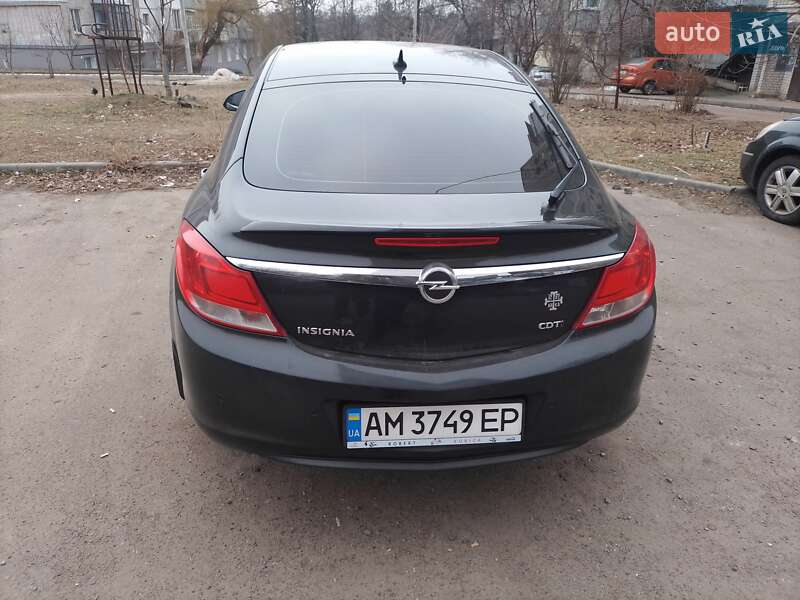 Ліфтбек Opel Insignia 2013 в Житомирі