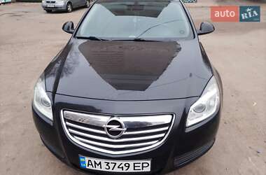 Лифтбек Opel Insignia 2013 в Житомире