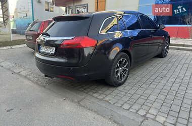 Універсал Opel Insignia 2011 в Херсоні