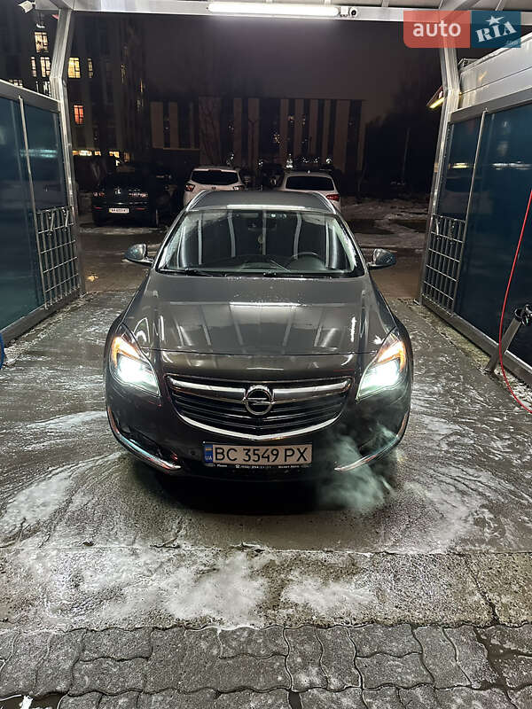 Універсал Opel Insignia 2015 в Львові