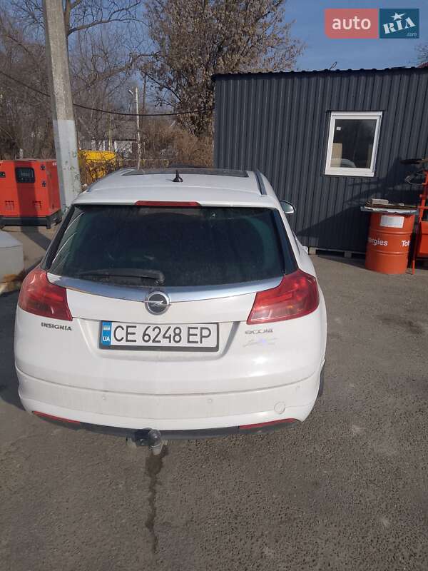 Opel Insignia 2011
