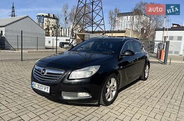 Универсал Opel Insignia 2010 в Львове