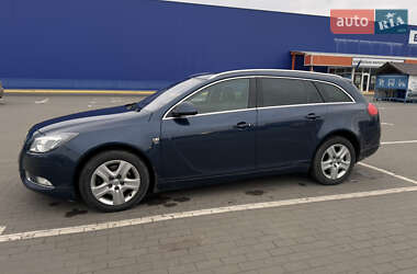 Універсал Opel Insignia 2010 в Сумах