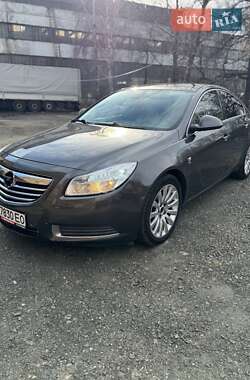 Седан Opel Insignia 2010 в Луцке