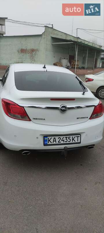Ліфтбек Opel Insignia 2012 в Чернігові