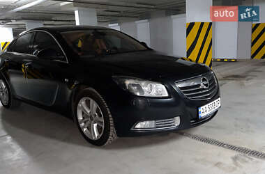 Седан Opel Insignia 2011 в 