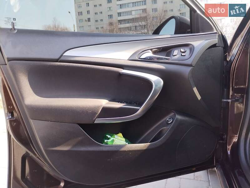 Універсал Opel Insignia 2013 в Черкасах