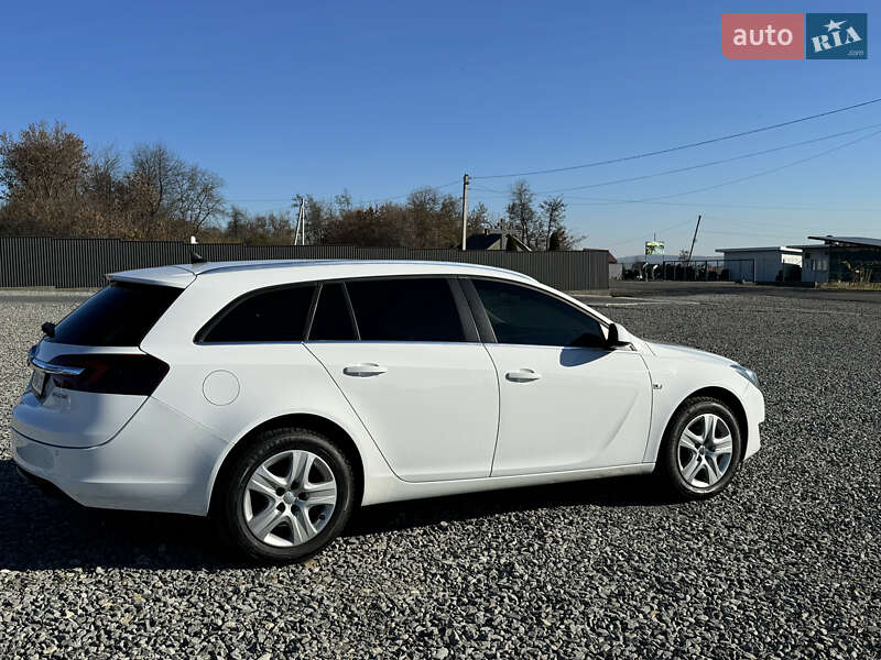 Универсал Opel Insignia 2014 в Черновцах