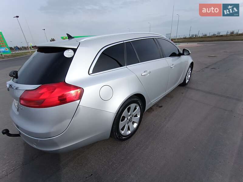 Универсал Opel Insignia 2011 в Николаеве