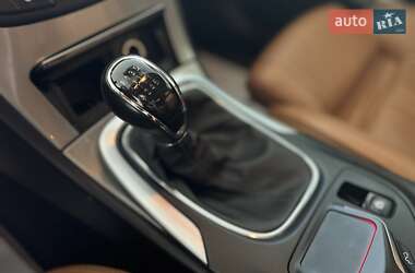 Универсал Opel Insignia 2014 в 