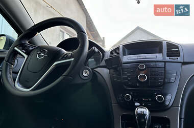 Універсал Opel Insignia 2010 в 