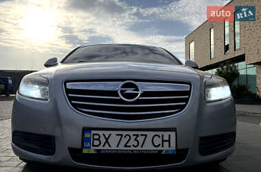 Лифтбек Opel Insignia 2011 в 