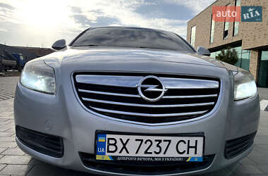 Лифтбек Opel Insignia 2011 в 