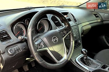 Лифтбек Opel Insignia 2011 в 