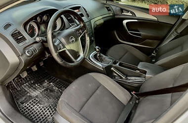 Лифтбек Opel Insignia 2011 в 