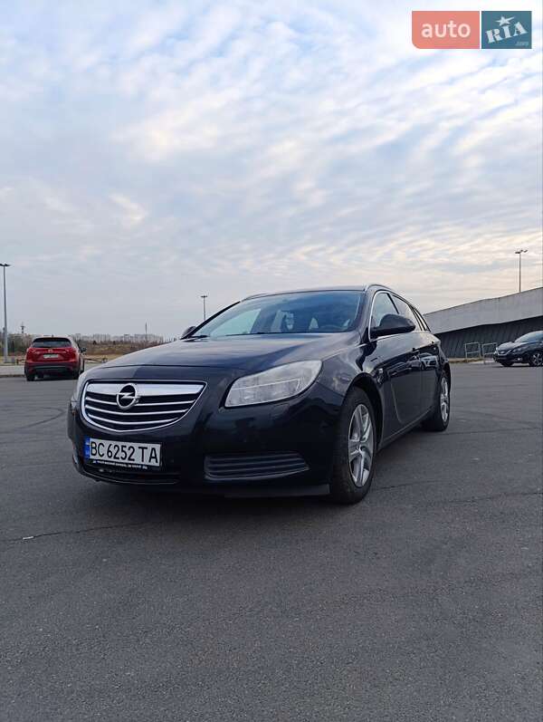 Opel Insignia 2010
