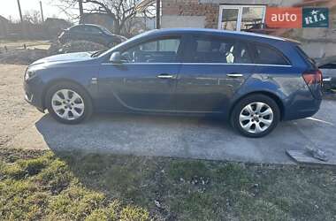 Универсал Opel Insignia 2016 в 
