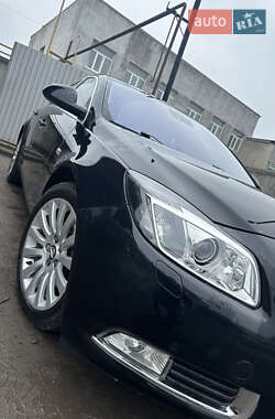 Лифтбек Opel Insignia 2011 в 